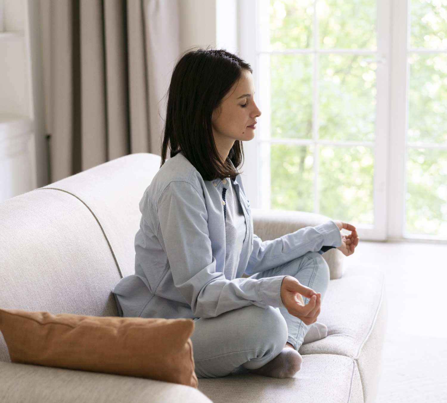 About Image - LM Wellbeing – Psychotherapist Site Template